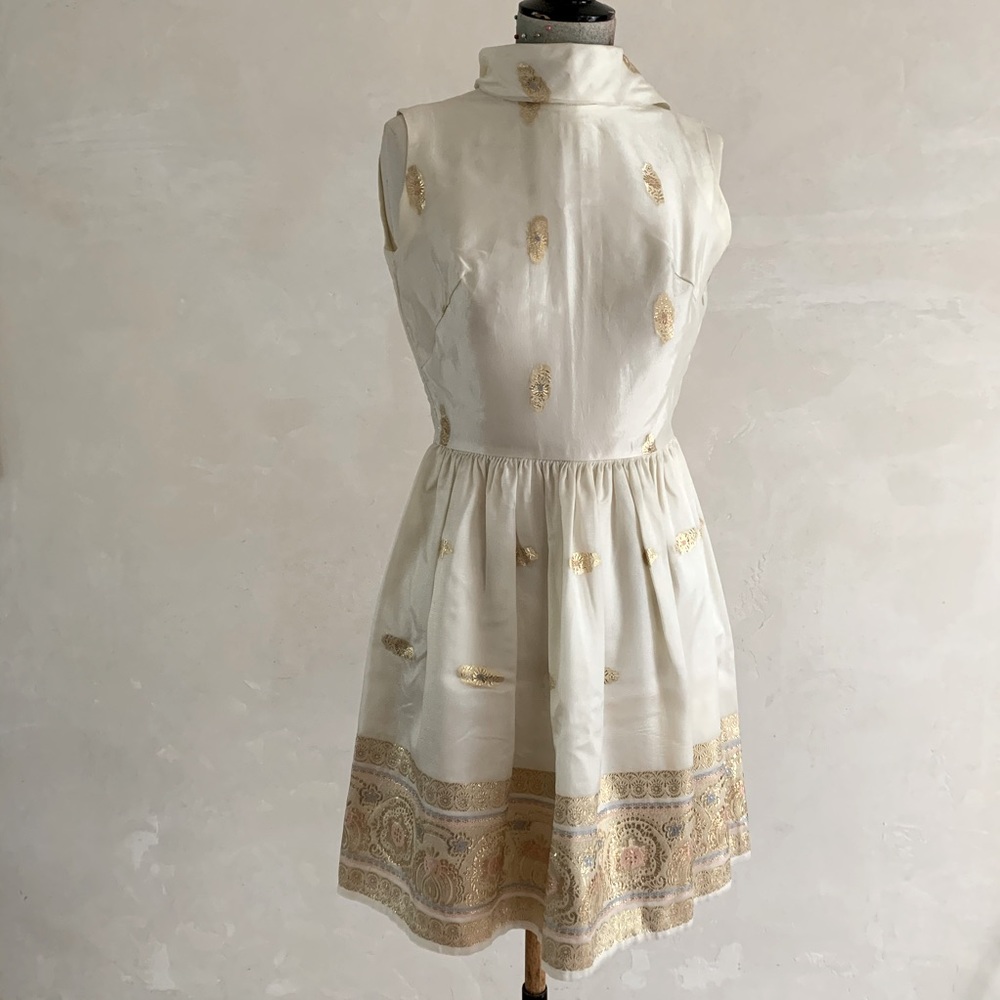 Vintage Cream & Metallic Gold Sleeveless Dress